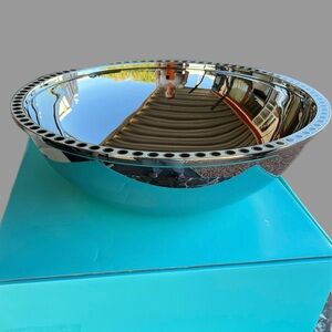 NWT  Kate Spade Silver Bowl with Beige and Black Circle Trim on Ridge